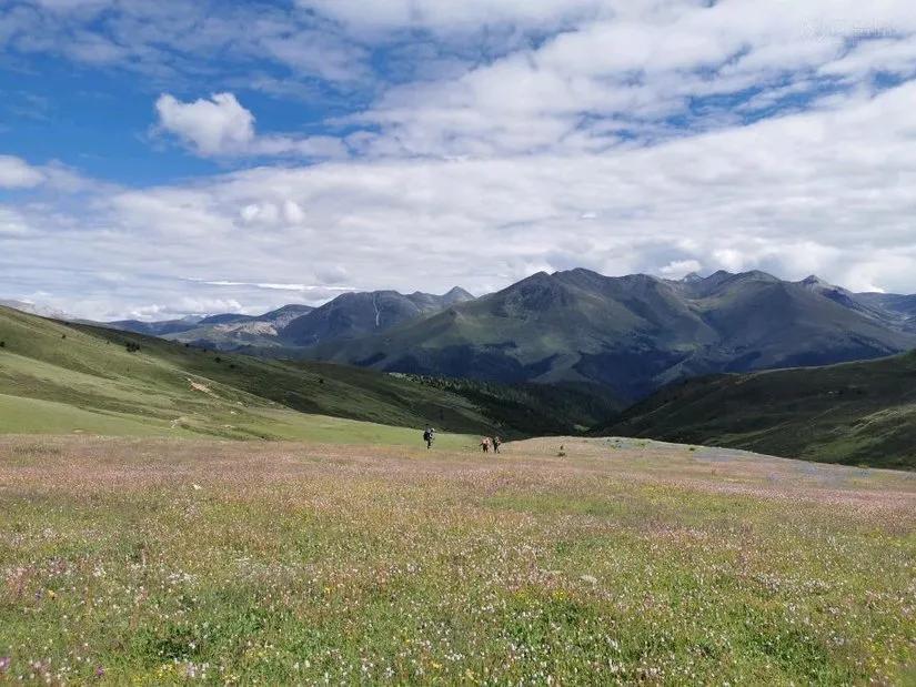 8月格聂c线,8月走格聂南线穿什么