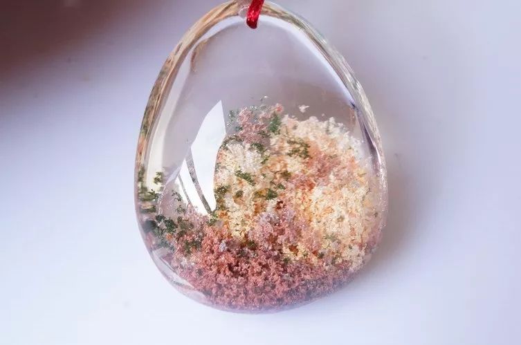 如何辨别水晶是真的还是假的,哪种水晶造假成本比真品还高