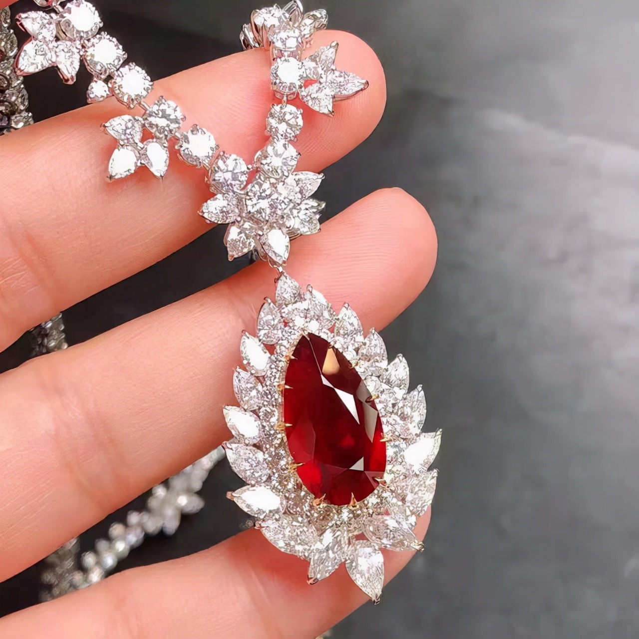 一招鉴定红宝石,无烧和有烧红宝石怎么鉴定