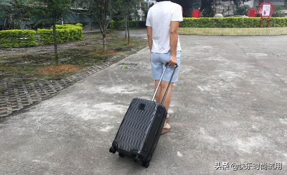 tumi拉杆箱款式推荐,tumi金属旅行箱