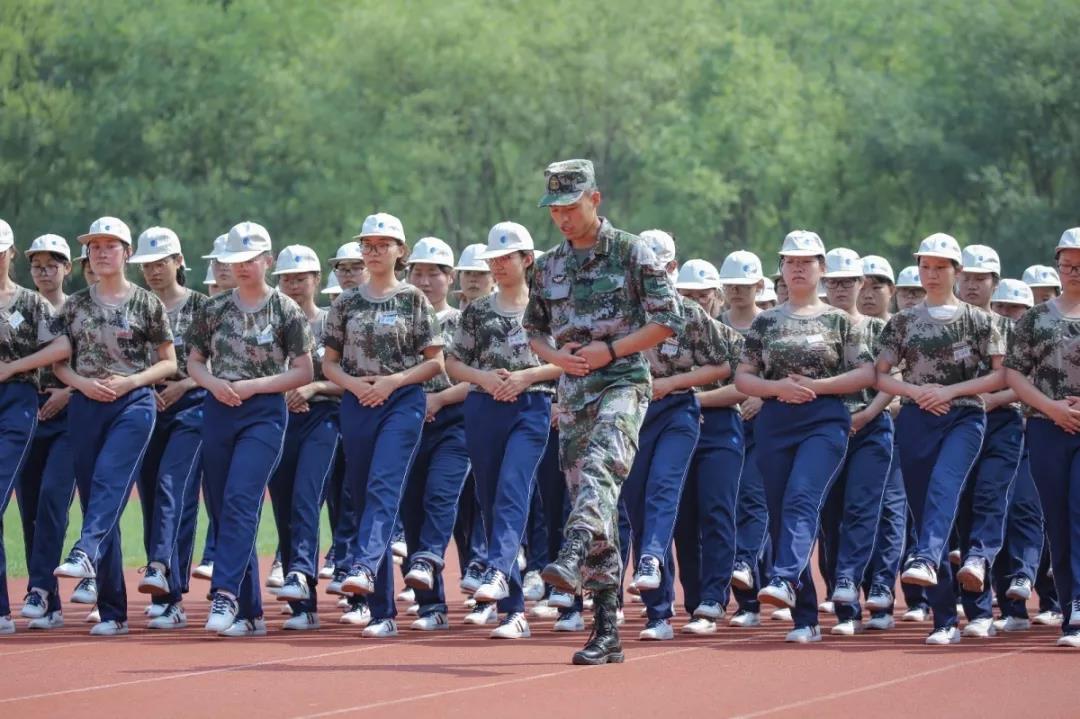 65式军装军训老照片,三十年前新兵军训老照片