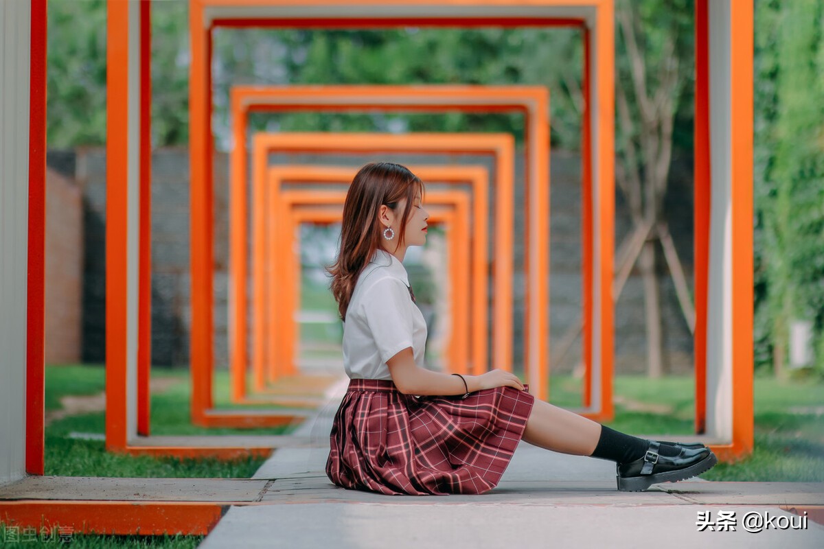 简洁萝莉装,小姐姐都喜欢的款式