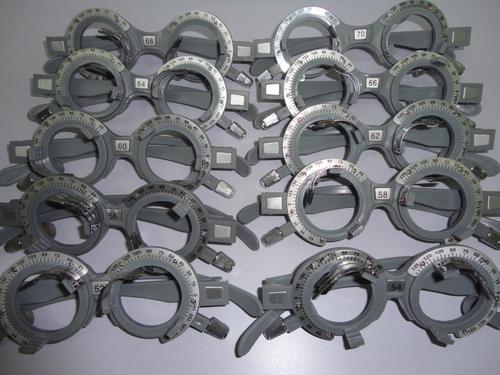 隐形验光时需要注意哪些,长期戴隐形眼镜怎么验光