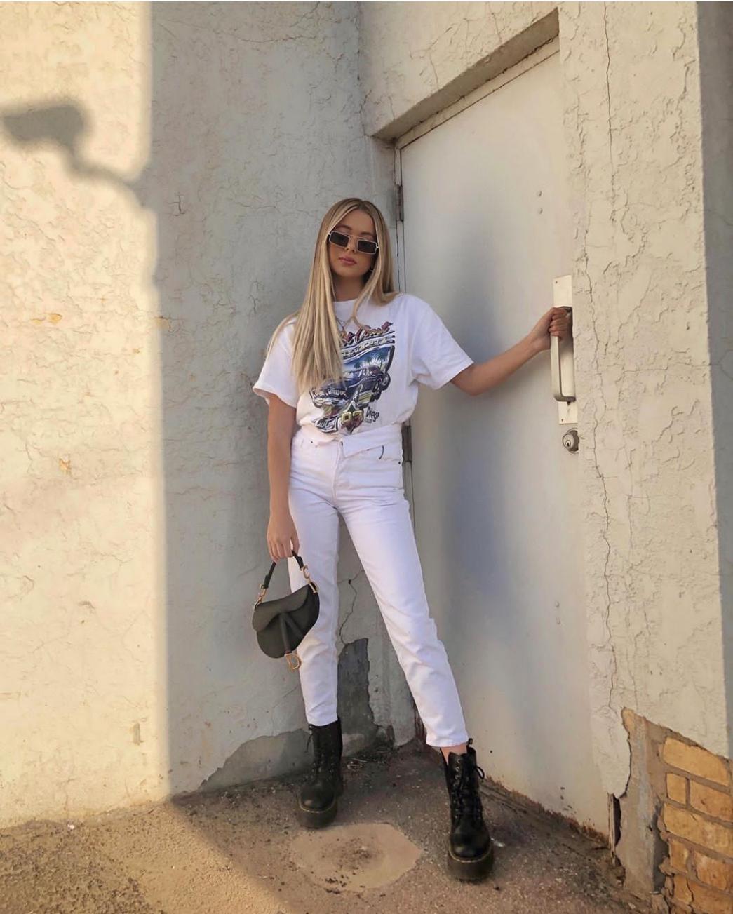 小胸穿无肩带衣服怎么穿,小胸穿衣问题