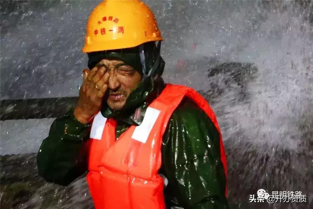 中国耗时最长至今尚未完工的隧道,中国最长的隧道双螺旋隧道