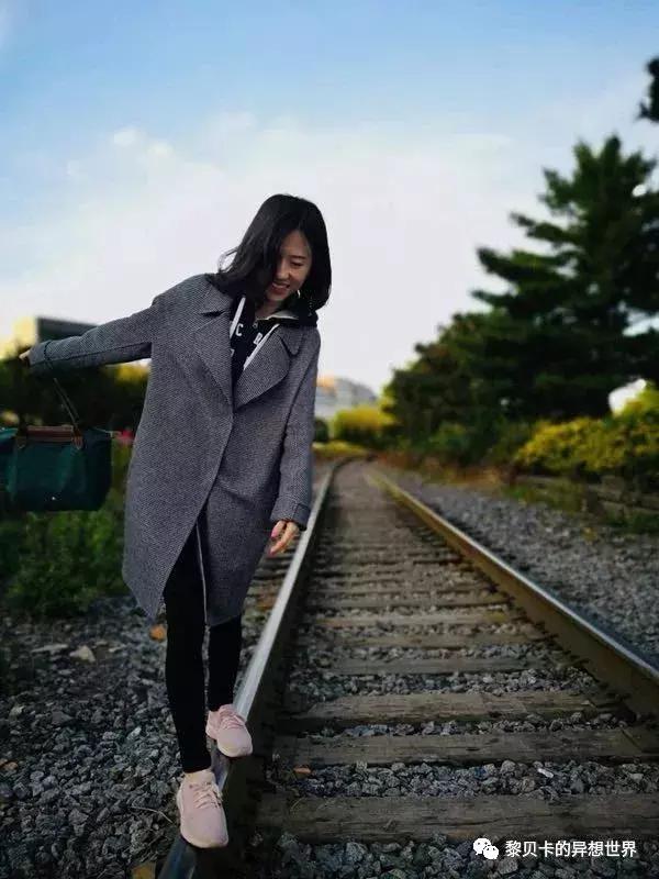 她们说穿过最满意的一件大衣,是这件!