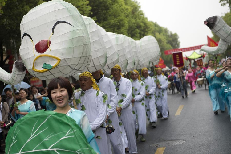 清明节的由来及习俗活动有哪些,清明节的由来及习俗日记