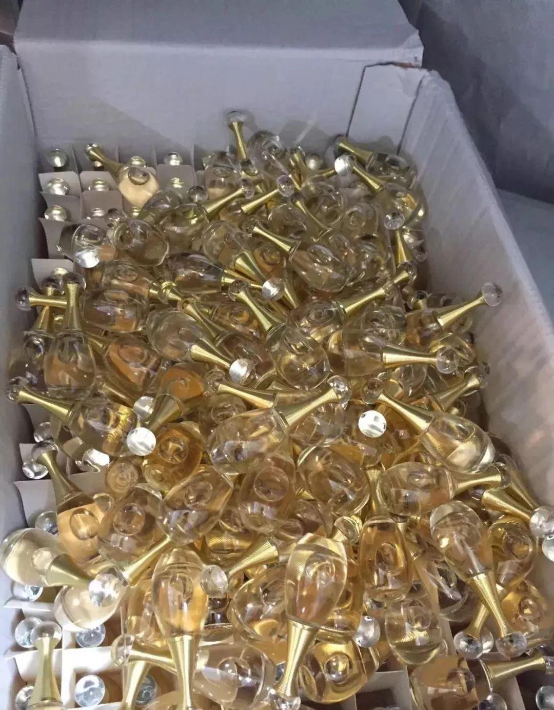 明星代购被骗十几万,明星被代购骗钱