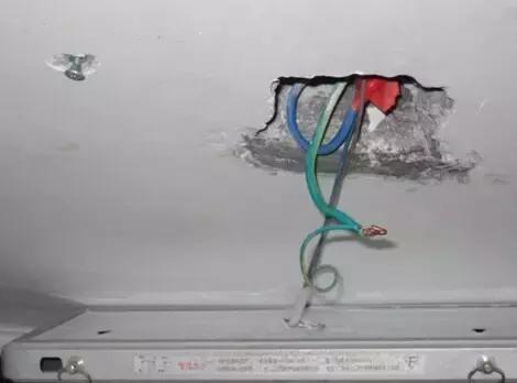 新手电工怎样学习水电,30年老电工接线这波操作才叫专业