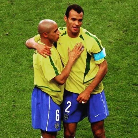 边后卫到底有多厉害,为什么边后卫难打