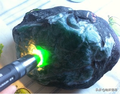 翡翠行家和淘料有什么区别,翡翠原石行家皮壳