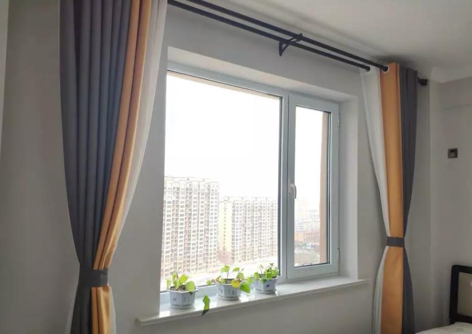 窗帘要怎么清洗比较合适,窗帘怎么清洗最干净视频家政