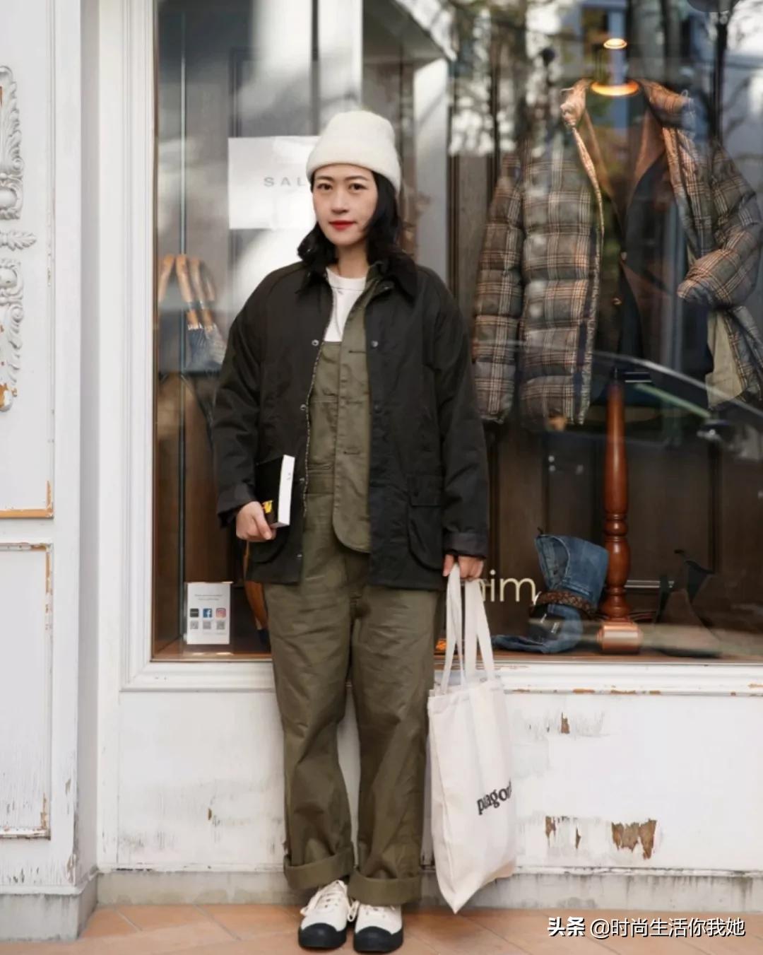 女人穿的外套有气质的质量最好的,女生外套有这几件就够了