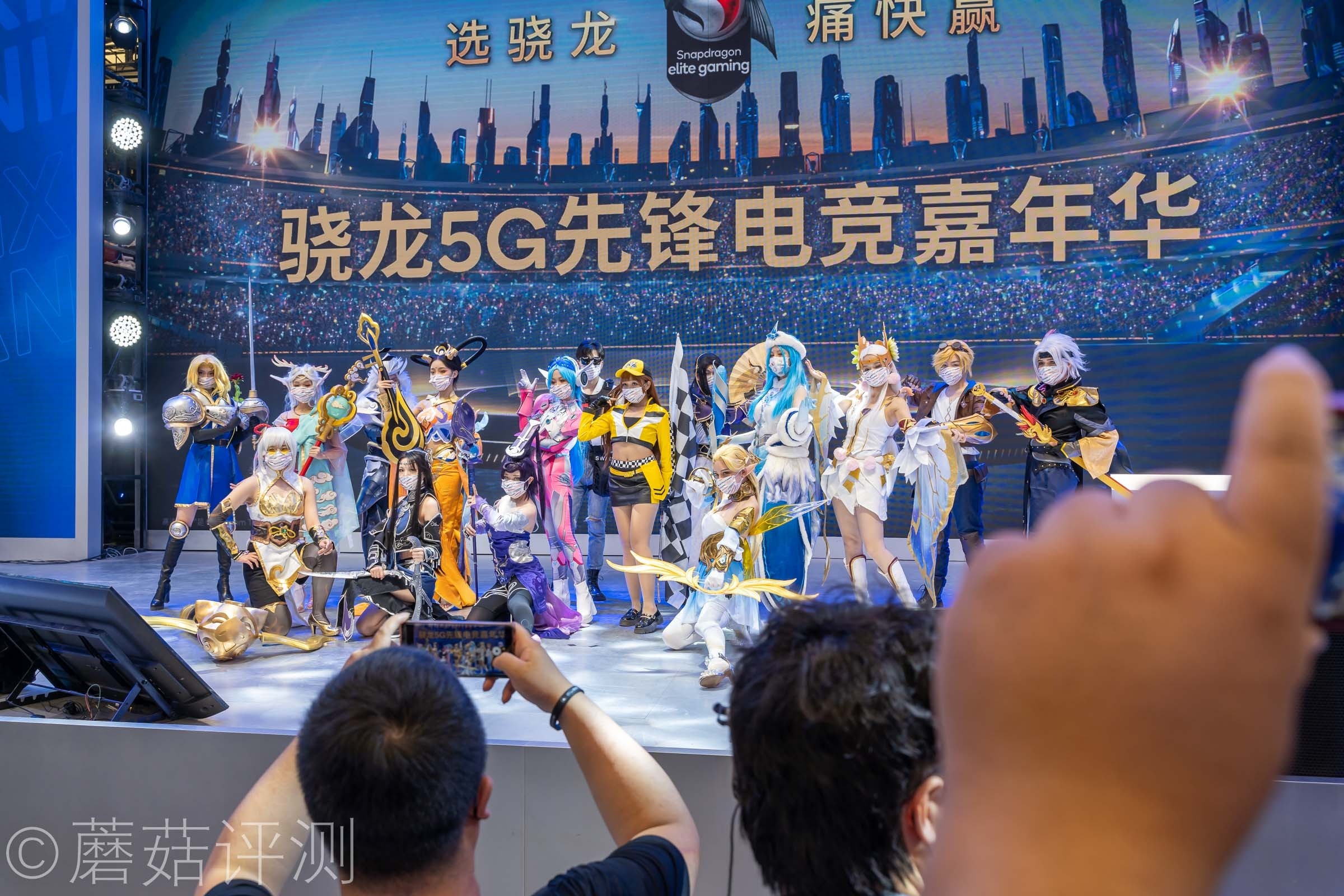 又有啥好玩的？蘑菇带你逛ChinaJoy2021，硬件、车和漂亮的小姐姐