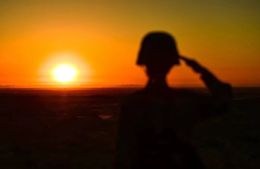 青铜峡中国军人,青铜峡黄河大峡谷军人免费吗