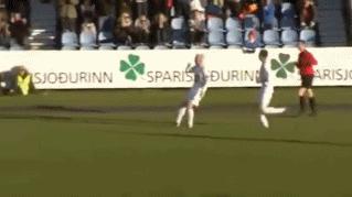 姝︾涓浗鐢疯冻3:0鍐板矝,75鍒嗛挓缁濇潃瑗跨彮鐗欎汉鐧婚《瑗夸箼姒滈