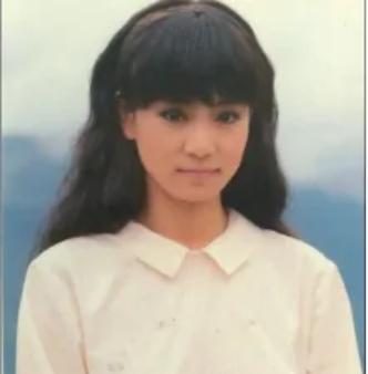 “琼女郎”悲情史:丈夫坠楼身亡,为渣男流产终生不孕,她太惨了