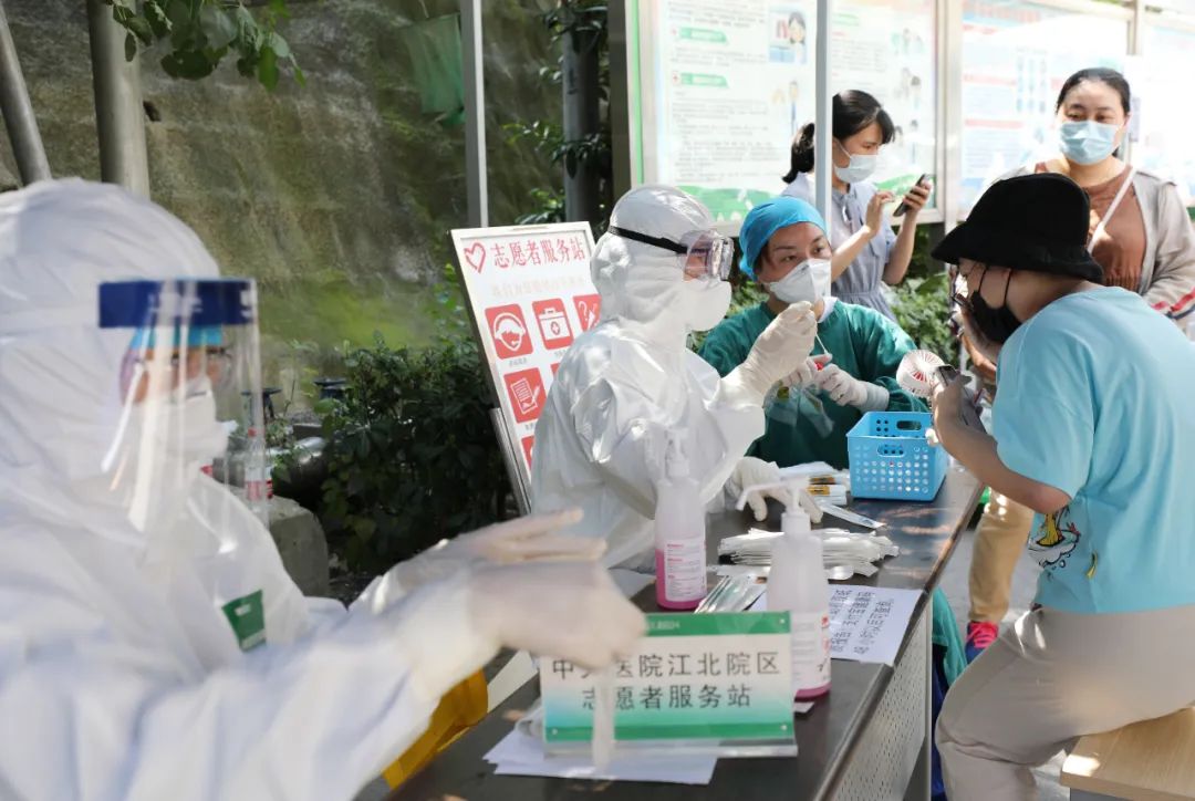 家门口的大医院，来了一个又一个