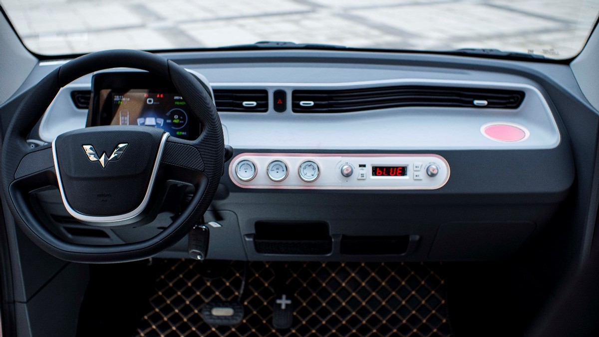 宏光miniev第三代马卡龙提车视频,宏光miniev第三代马卡龙用车感受