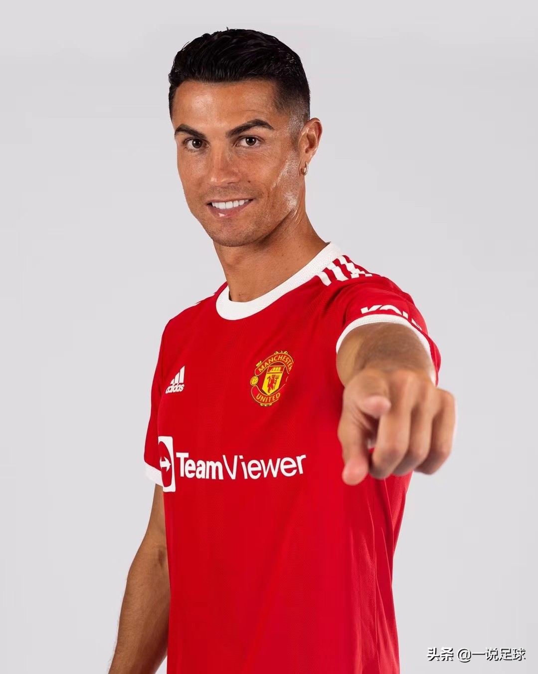 c罗或穿曼联7号球衣,c罗曼联定妆照