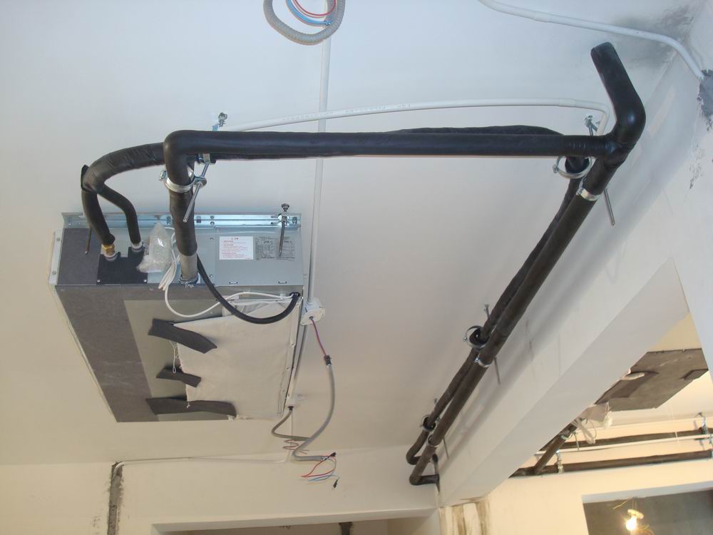 外墙悬空机位怎么装两个空调,外墙只有一个机位怎么选空调