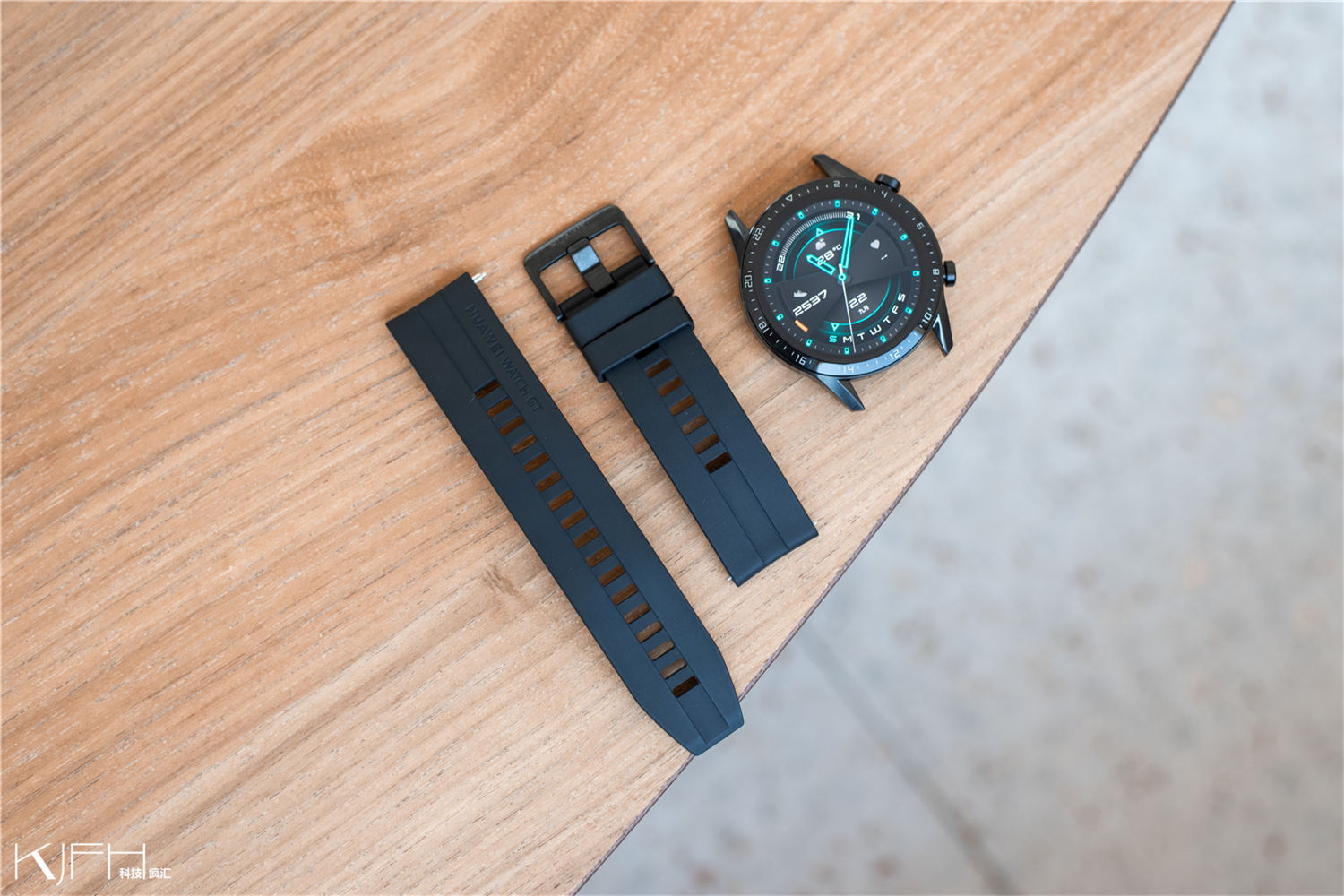 鍗庝负watchgtrunner鍜岄珮椹皃ace2,鍗庝负鎵嬭〃watchgt2pro瀵规瘮watch3