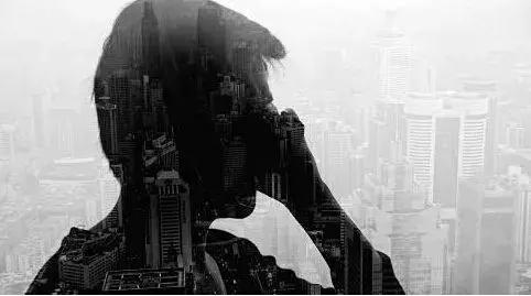 “”我从没贩过毒,只是给别人“代购”*品毒**……”