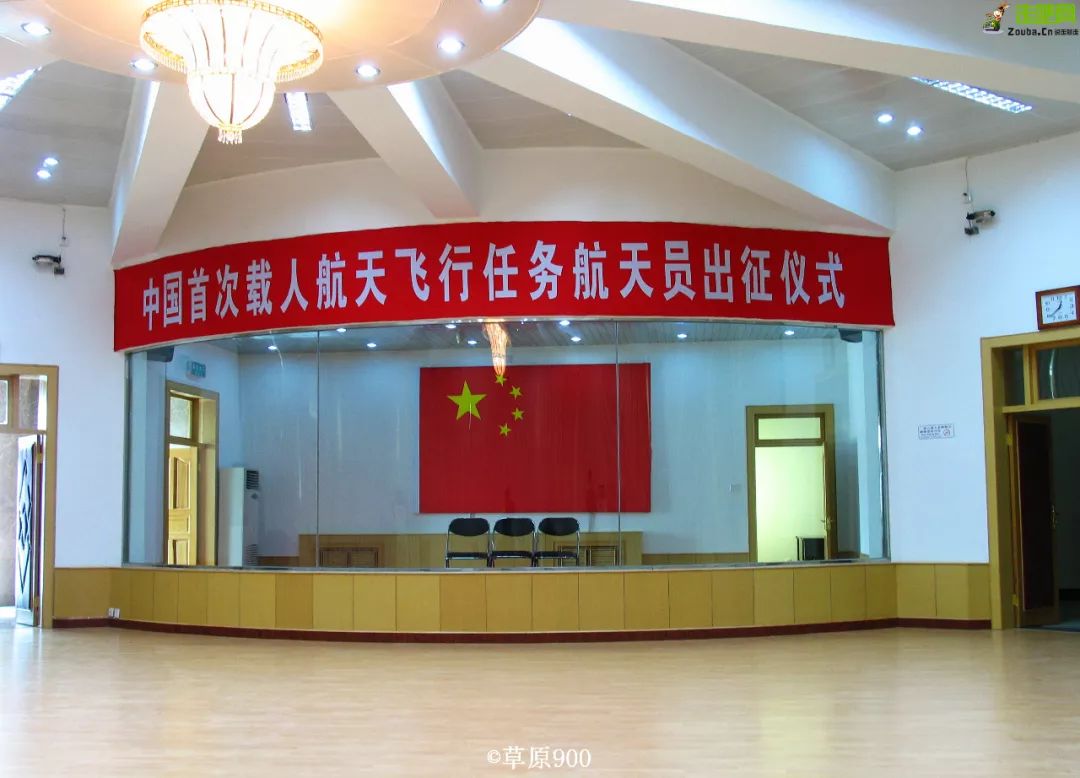 成都到额济纳胡杨林自驾旅游攻略,自驾胡杨林额济纳旗开什么车