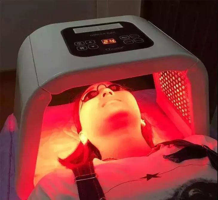 “38岁的年纪,18岁的脸”:能保持年轻的女人,手里少不了它