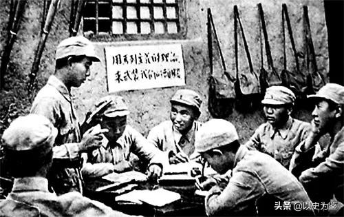 中野血战汝河，虎将尤太忠1个旅阻击敌军3个师，*小平邓**：打得好