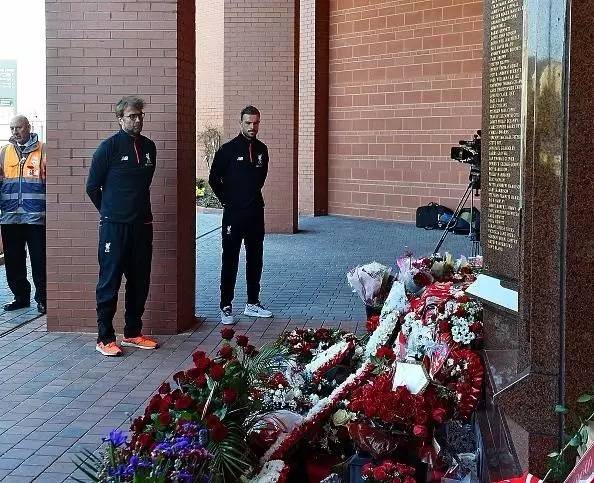 足球的魅力唯有足球不可辜负,足球带给了我欢乐