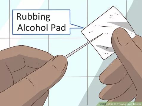 跑步脚上起水泡怎么处理好得快,脚跑步起水泡怎么处理好得快