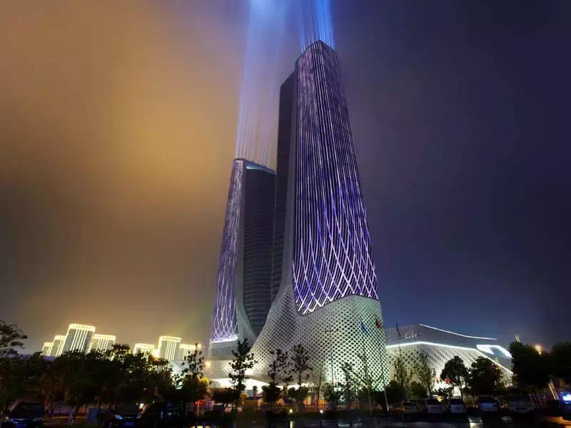 2019第一个世界奇迹!狂砸800亿,中国这次连UFO都造出来了…