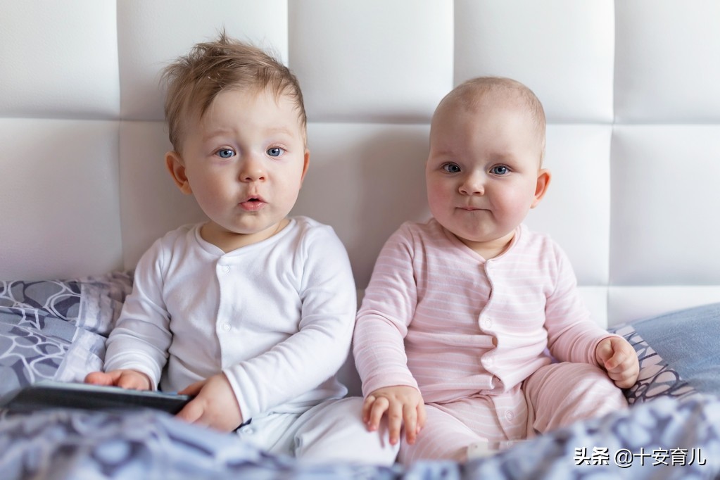 新生儿宝宝哭闹原因最全分析,一个月新生儿哭闹怎么安抚