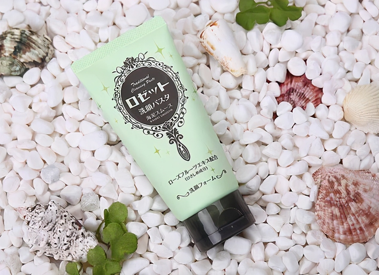 美白深层清洁去油的洗面奶怎么选,什么样的洗面奶清洁皮肤好