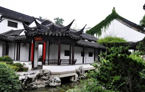 “巧于因借，精在体宣”：古代重要的造园专著《园治》