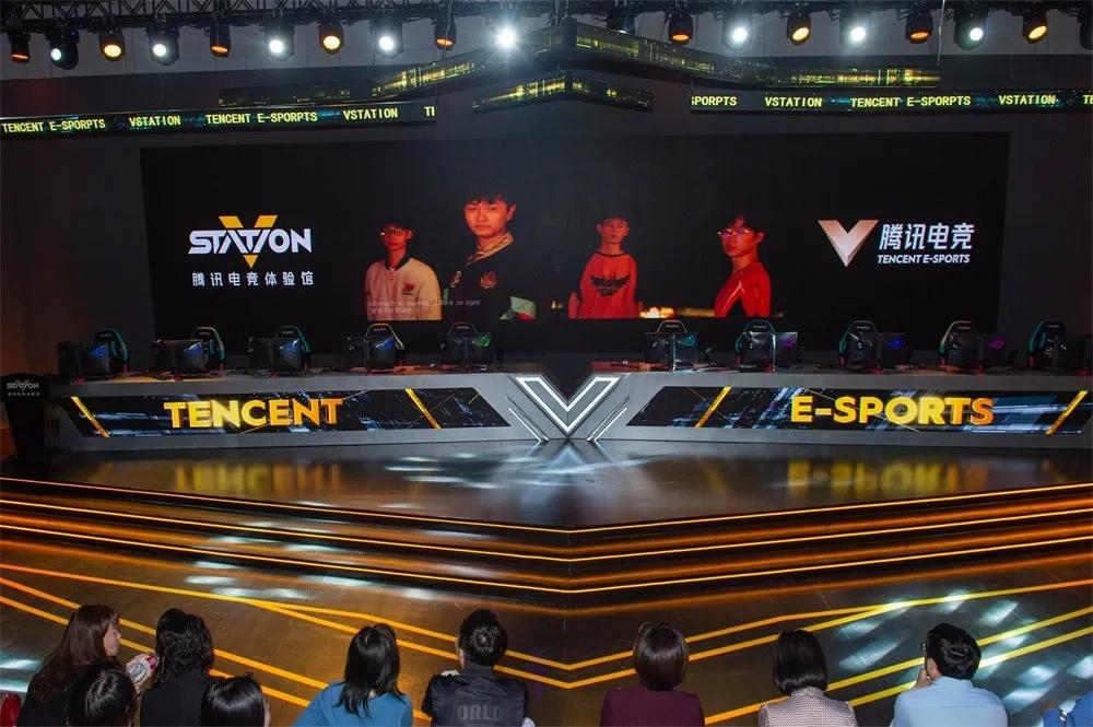 国内首个电竞体验馆亮相浦东,来这里成为“头号玩家”吧!