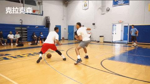 肯巴沃克错失绝杀,肯巴沃克过人招式教学