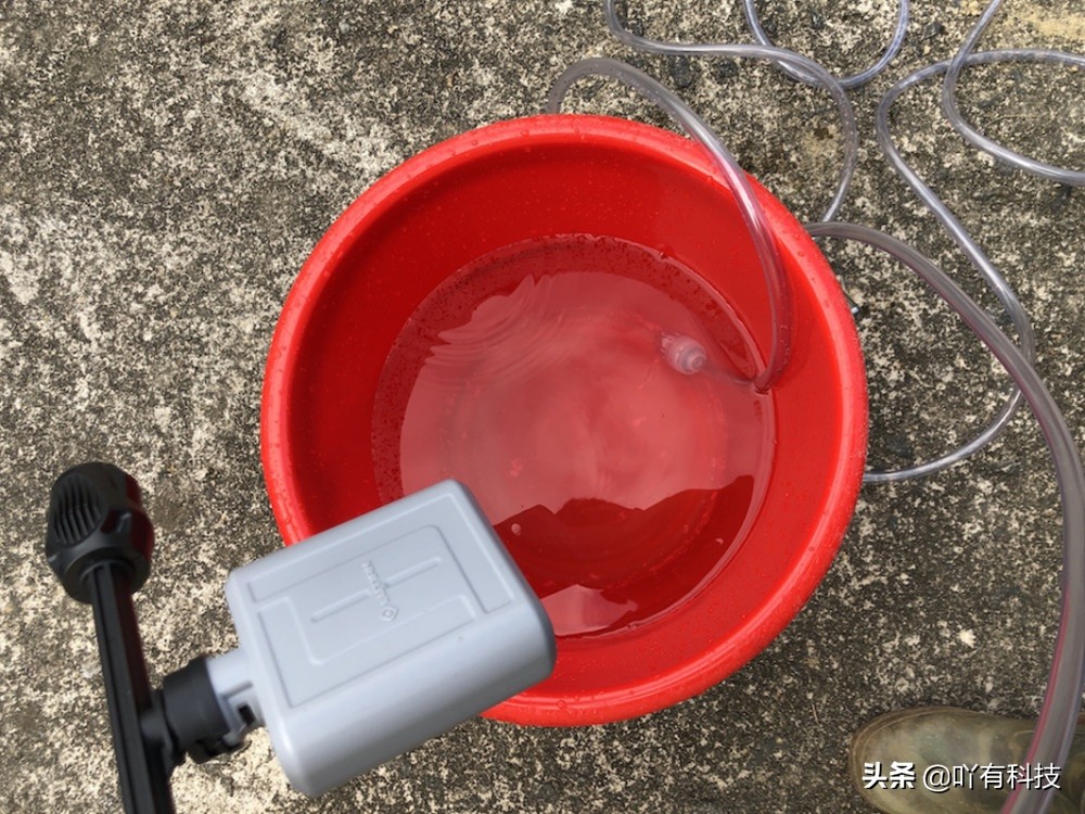 绿田最新款洗车机,锂电洗车机对比插电洗车机