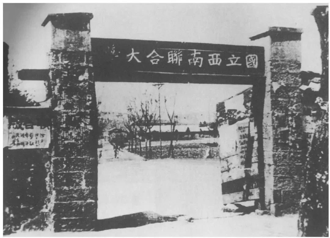 从哪一刻开始你觉得读书是有用的,哪一刻让你觉得读书真的有用文案