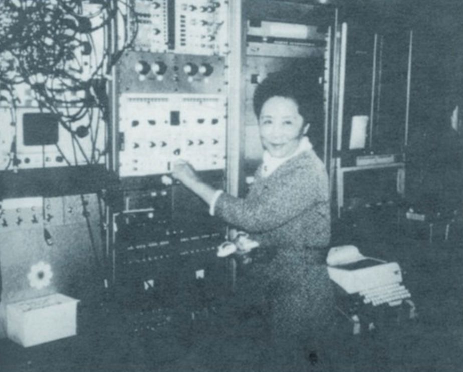 曼哈顿女科学家有多厉害,世界著名科学家杨振宁