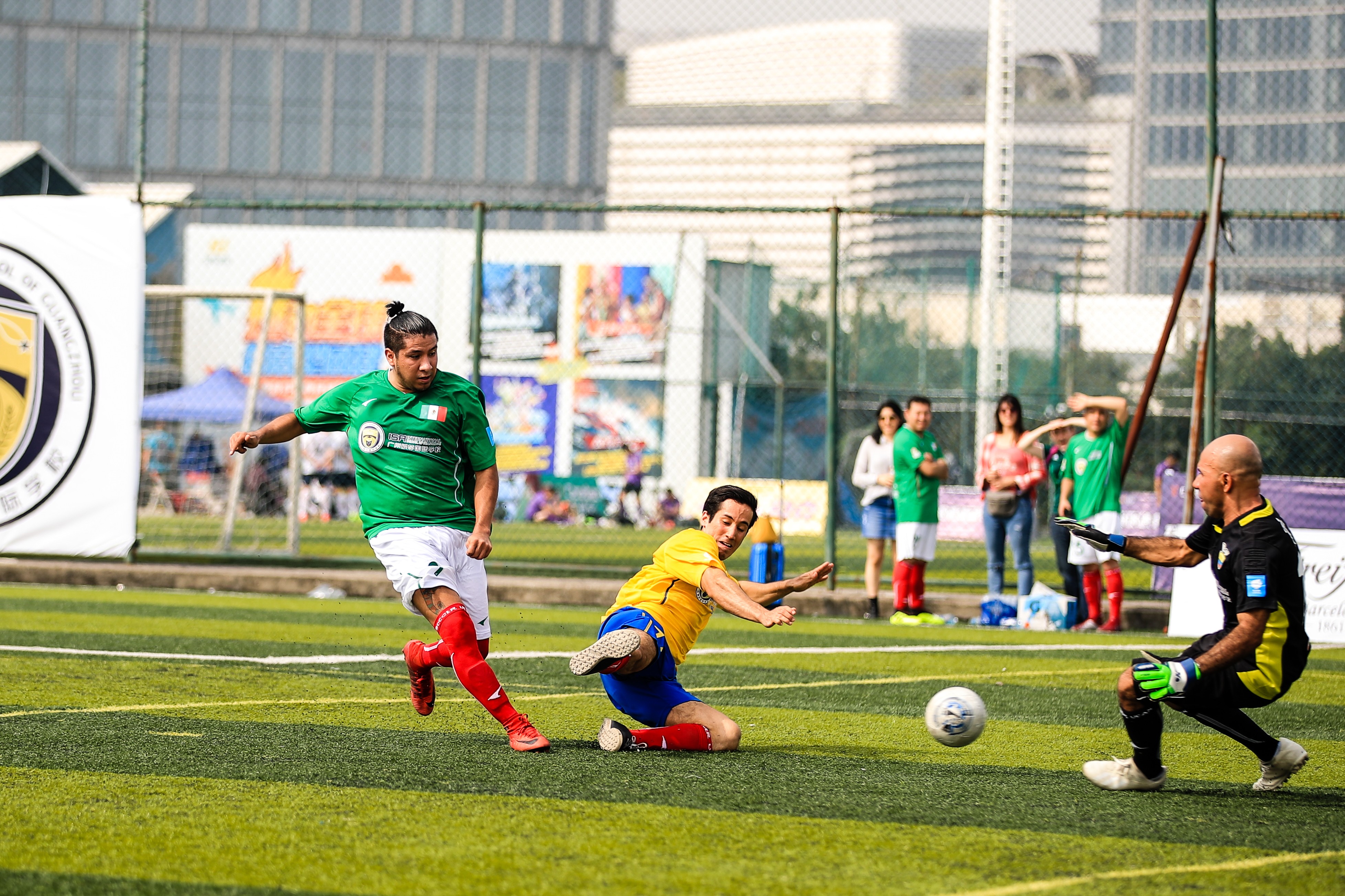 2018爱莎-富力“领馆杯”上周六盛大开幕！