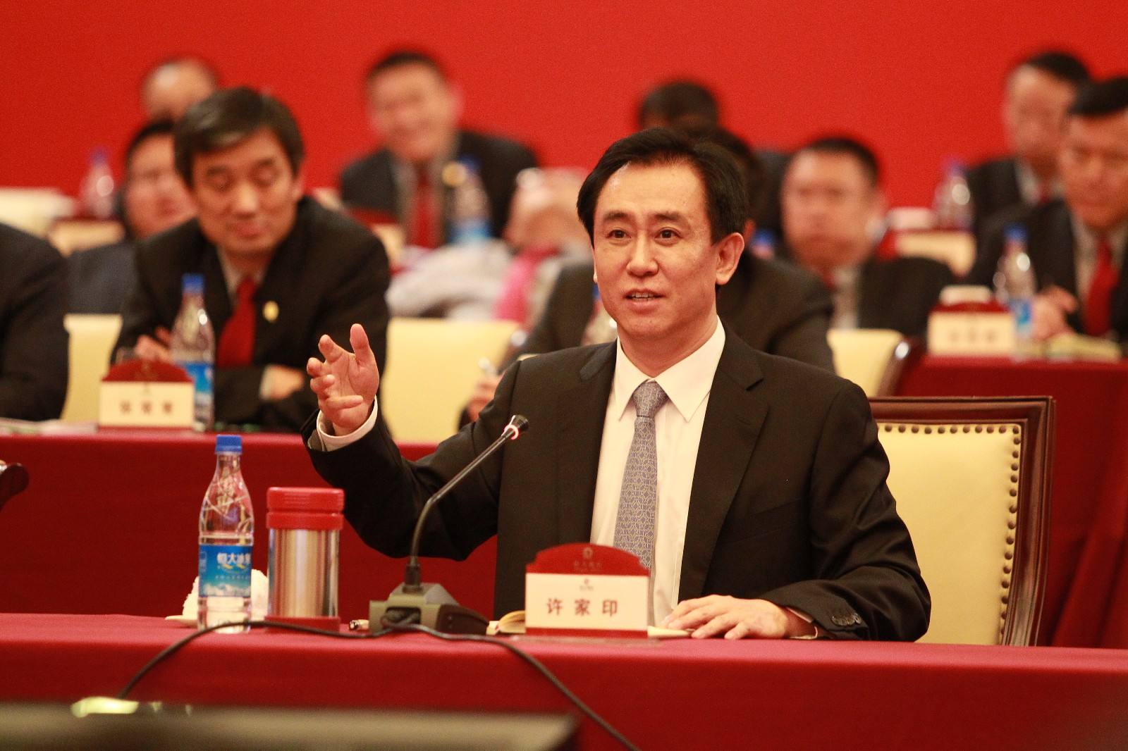 恒大给中国足球带来什么变化,恒大给中国足球带来了什么变化呢