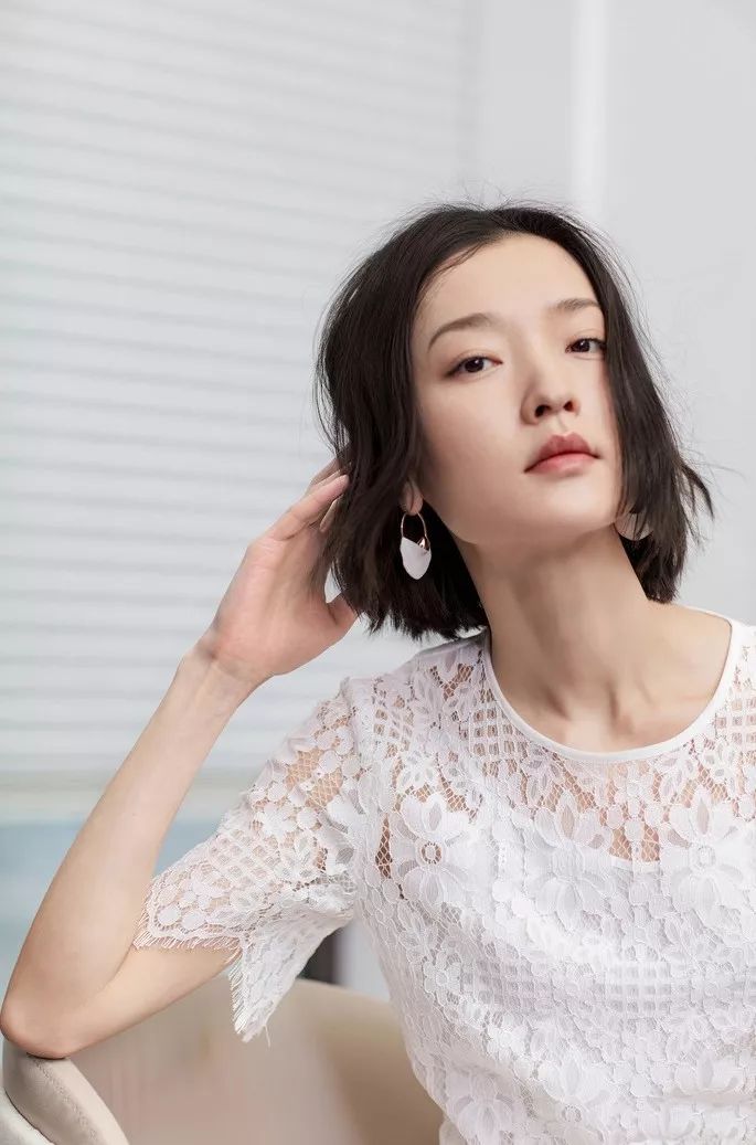 大脸显脸小发型女2020流行发型,脸小短发发型女2021流行发型减龄