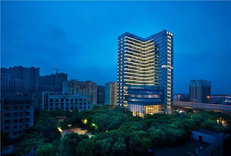 金螳螂离职流程,金螳螂中途离职年薪还有吗