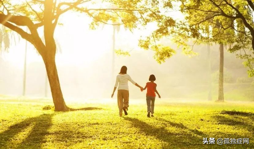 三个努力逆袭的残疾人,三个自闭症家庭的故事