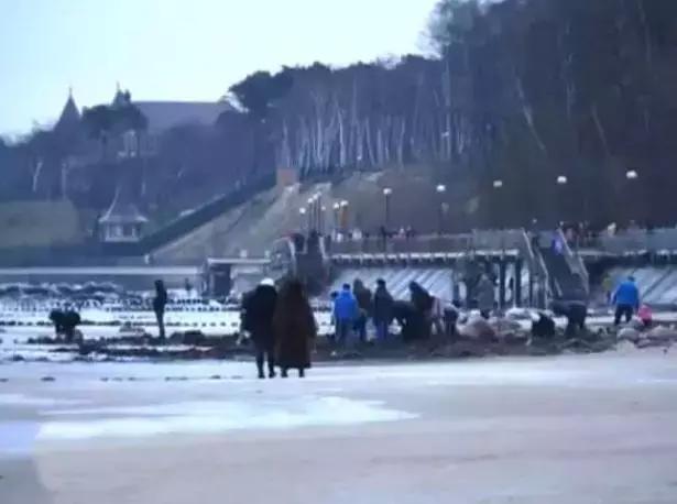 俄罗斯琥珀可以带回国吗,在俄罗斯哪里能买到蜜蜡