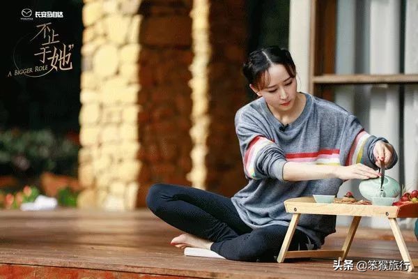 胡静豪门的生活,胡静的现实生活