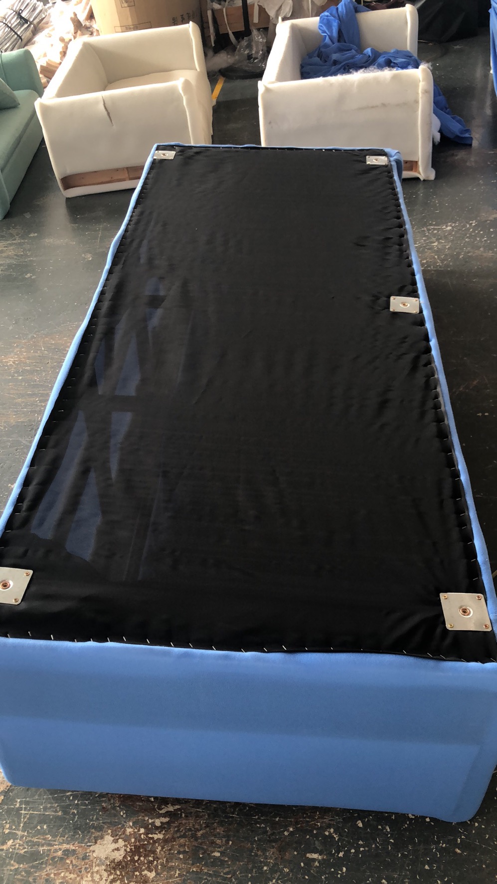 网上家具和实体家具款式都一样吗,网上的家具和店里的有什么区别