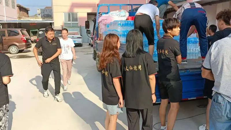 鍚屽績鍚屽姏鎶楃伨鏁戠伨,鍚屽績鍚岃鍏ㄥ姏鎴樿儨娲伨